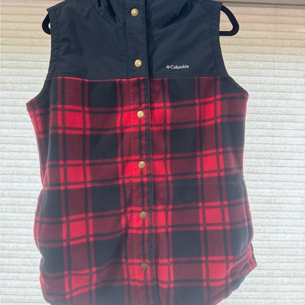 Columbia Red and Black Checkered Vest